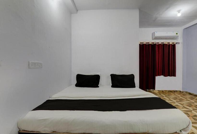 חדר קלאסי לשלושה, Oyo Flagship Hotel Classic Inn