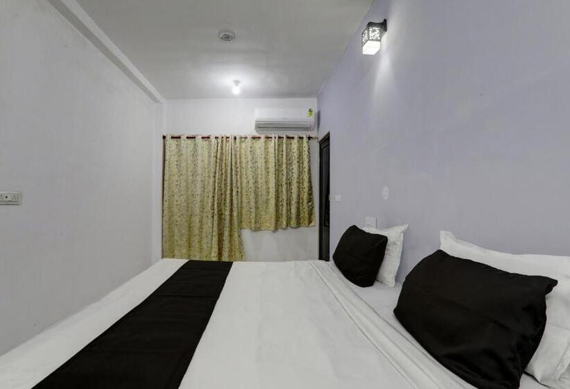 Трехместный Номер Классика, Oyo Flagship Hotel Classic Inn