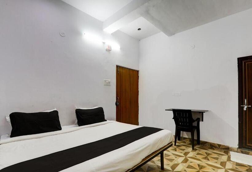 חדר קלאסי לשלושה, Oyo Flagship Hotel Classic Inn