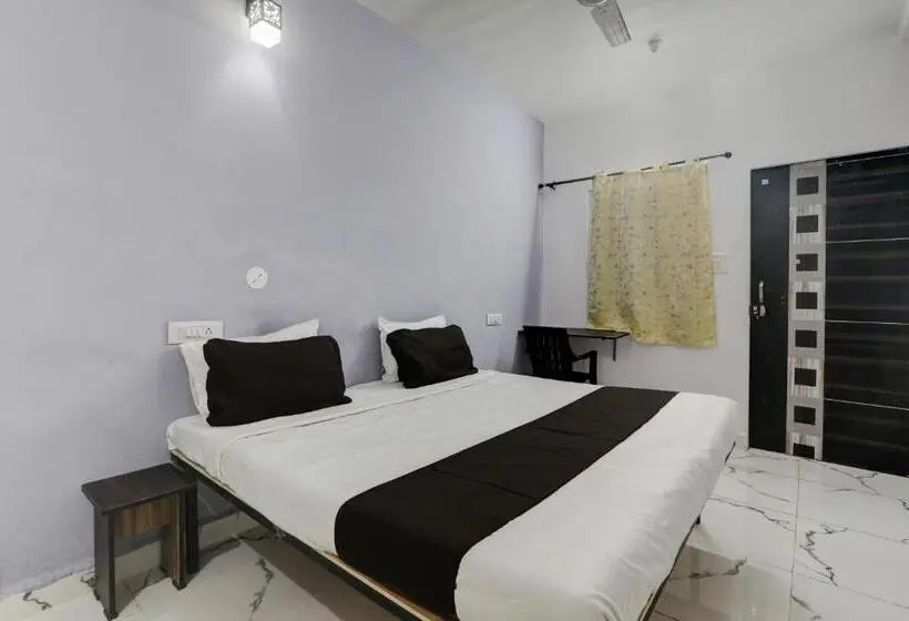 Classic Kolmen Hengen Huone, Oyo Flagship Hotel Classic Inn