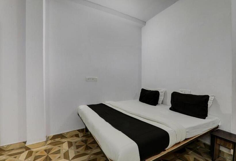 חדר קלאסי לשלושה, Oyo Flagship Hotel Classic Inn