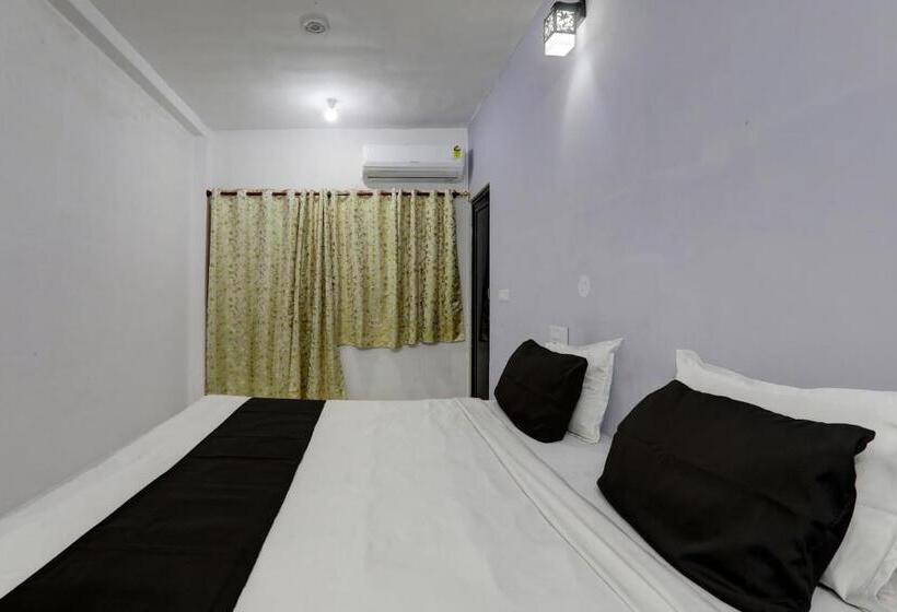 Трехместный Номер Классика, Oyo Flagship Hotel Classic Inn