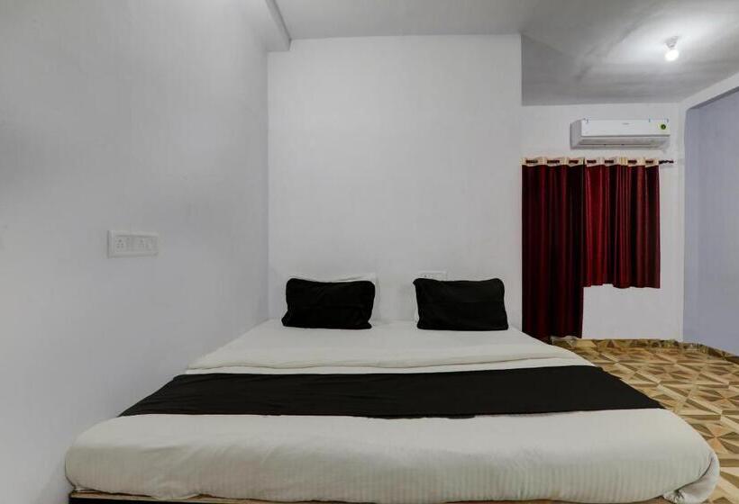 חדר קלאסי לשלושה, Oyo Flagship Hotel Classic Inn