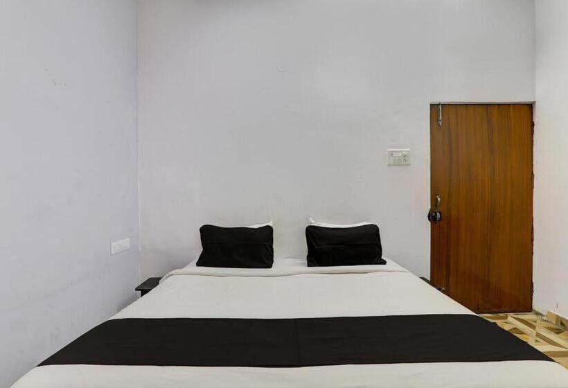 חדר קלאסי לשלושה, Oyo Flagship Hotel Classic Inn