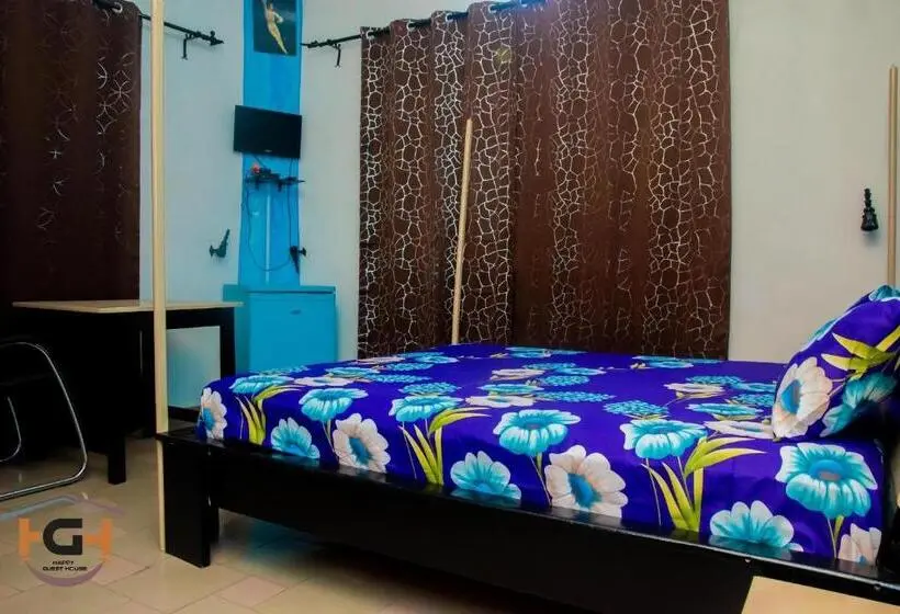 اتاق استاندارد سه تخته با بالکن, Happy Guest House   Hgh