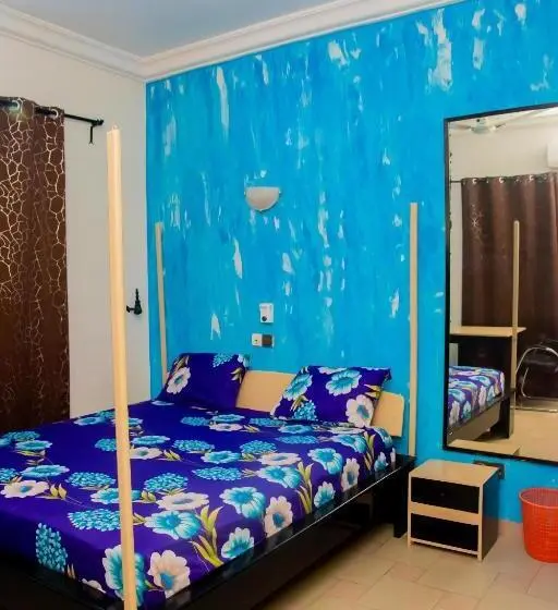 اتاق استاندارد سه تخته با بالکن, Happy Guest House   Hgh