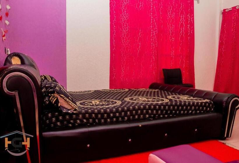 סטודיו סטנדרט עם מרפסת, Happy Guest House   Hgh