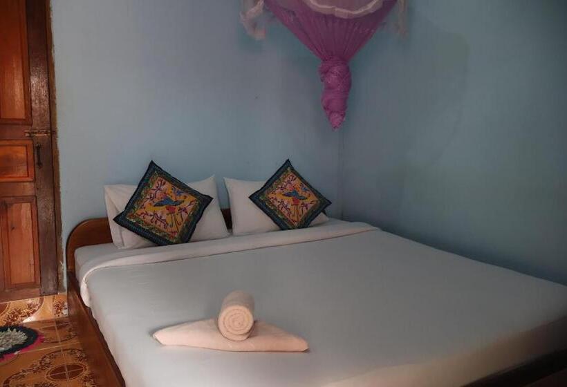Номер Стандарт Вид на Сад, Say Lom Guesthouse