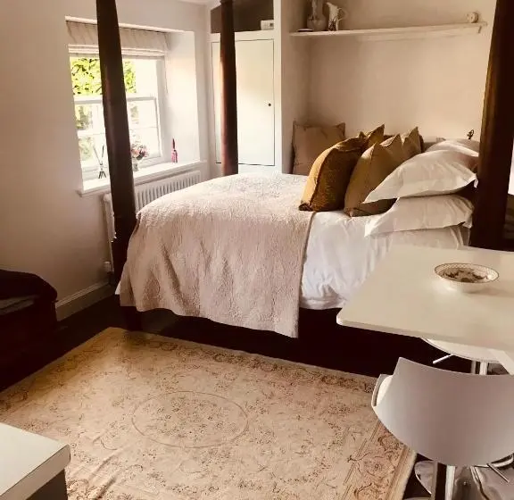 Standard-huone, The Old Post Office Studio Apartment In A Beautiful Cotswold Village