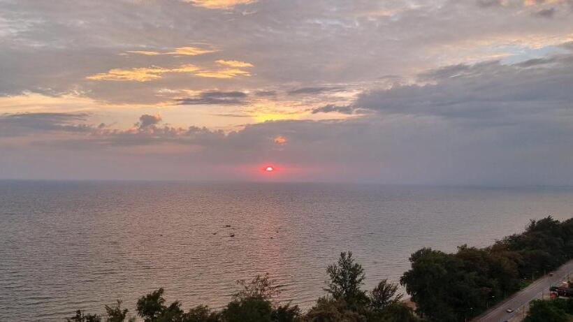 סטודיו סטנדרטי נוף לים, Vip Condochain Rayong