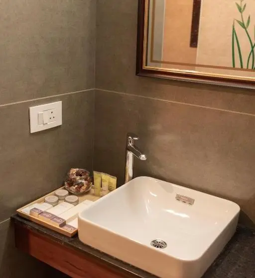 اتاق استاندارد با تخت بزرگ, Dutch Manor Boutique