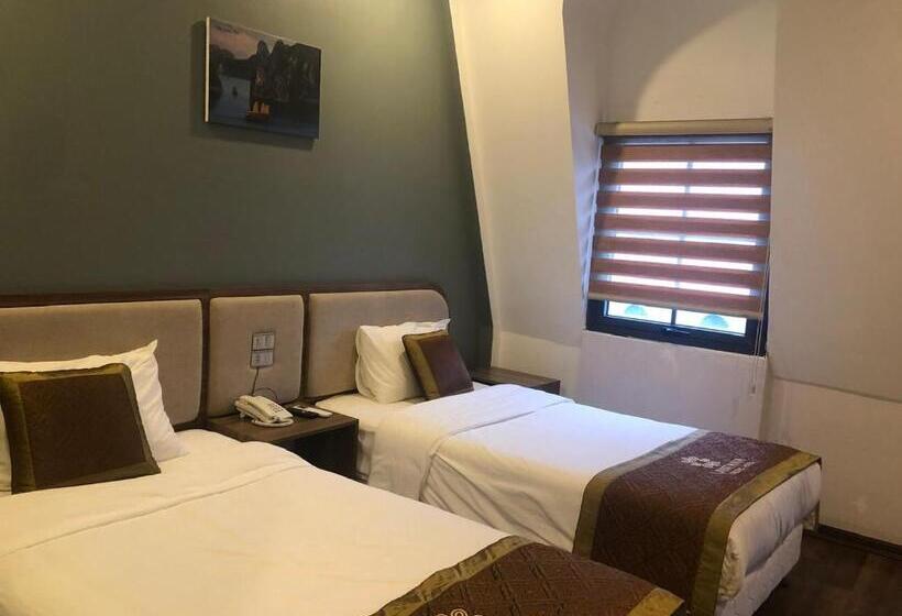 اتاق پریمیوم چهارنفره, Lantana