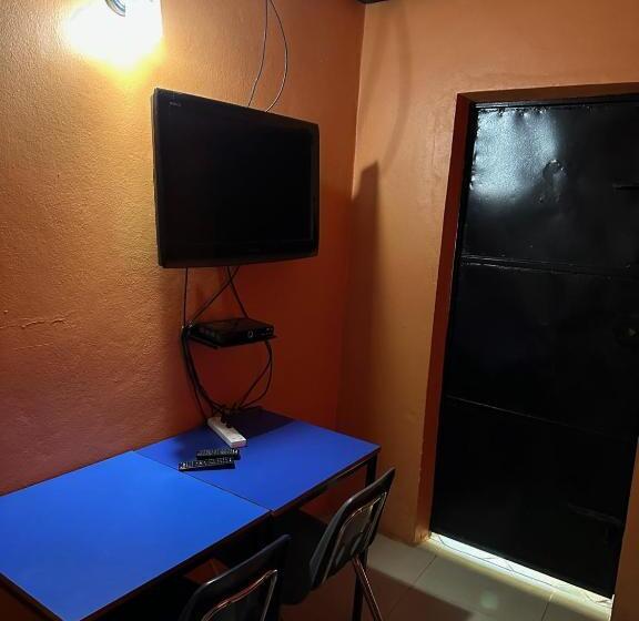 اتاق استاندارد, Stone Castle