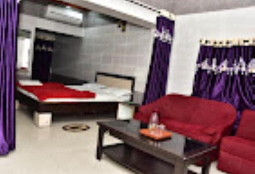 Номер Deluxe, Swagatam And Restaurant, Chhattisgarh