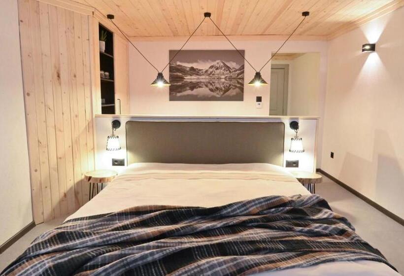 Люкс Вид на Горы, Marand Boutique Apartments