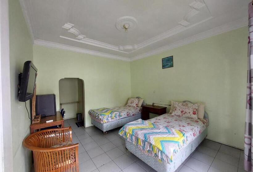 스탠다드 룸, Grand Syariah Guest House Humanitas