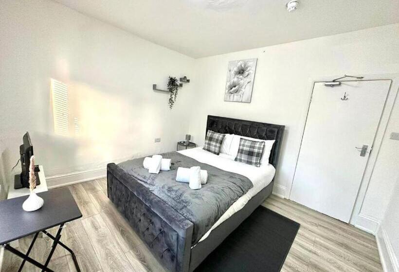 اتاق استاندارد, Harrow Stays Ha1