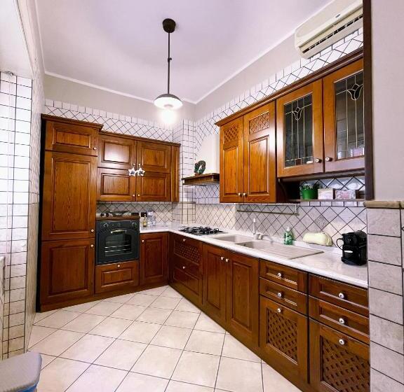 اتاق خانوادگی, Oasi D Oltremare