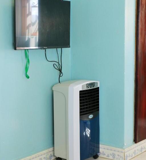 سوییت اجرایی, Primerose Hotel Mubende