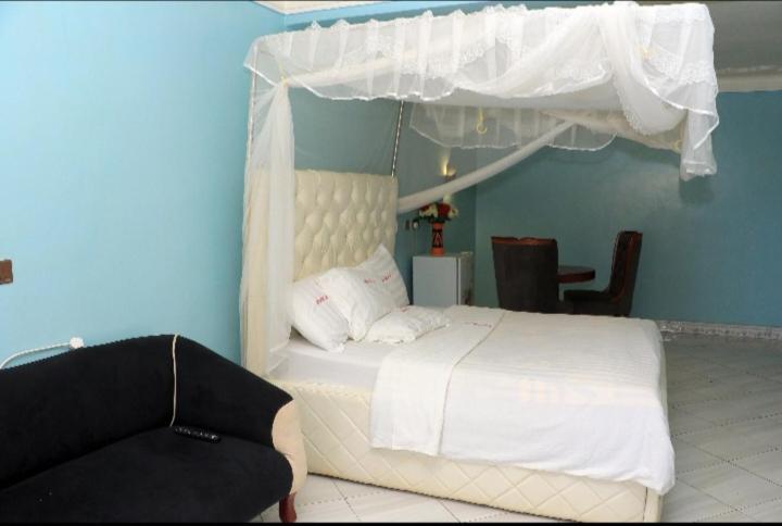 اتاق استاندارد, Primerose Hotel Mubende