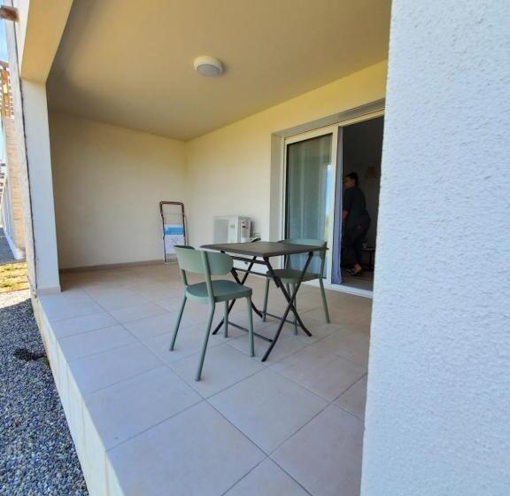 带海景的标准工作室, Residence Marina Di Bravone