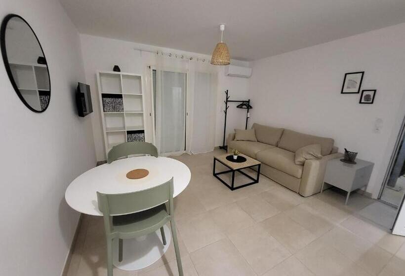 带海景的标准工作室, Residence Marina Di Bravone