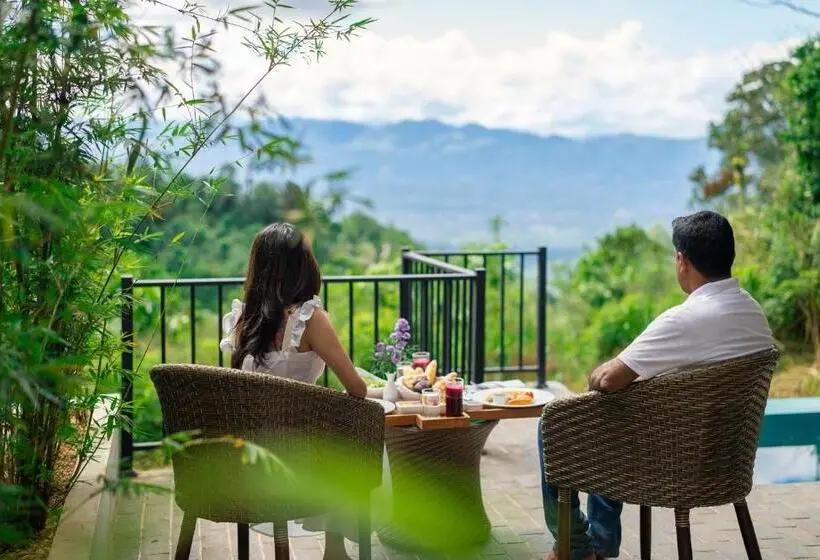 マウンテンビュースタンダードルーム, Celestial Hills   Villas & Suites By The Clarks