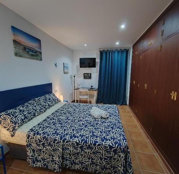 标准单人间共用浴室, Las Salinas House Private Rooms