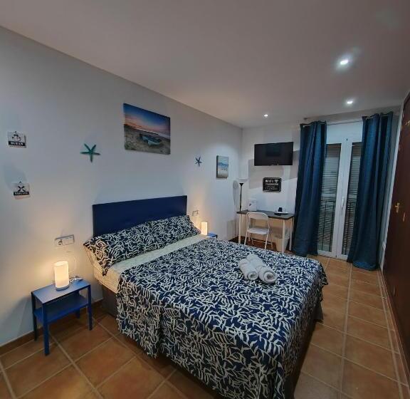 标准单人间共用浴室, Las Salinas House Private Rooms