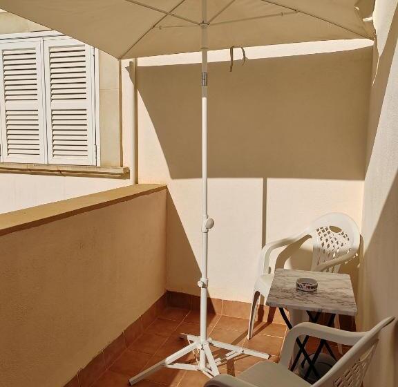 标准间带阳台, Las Salinas House Private Rooms