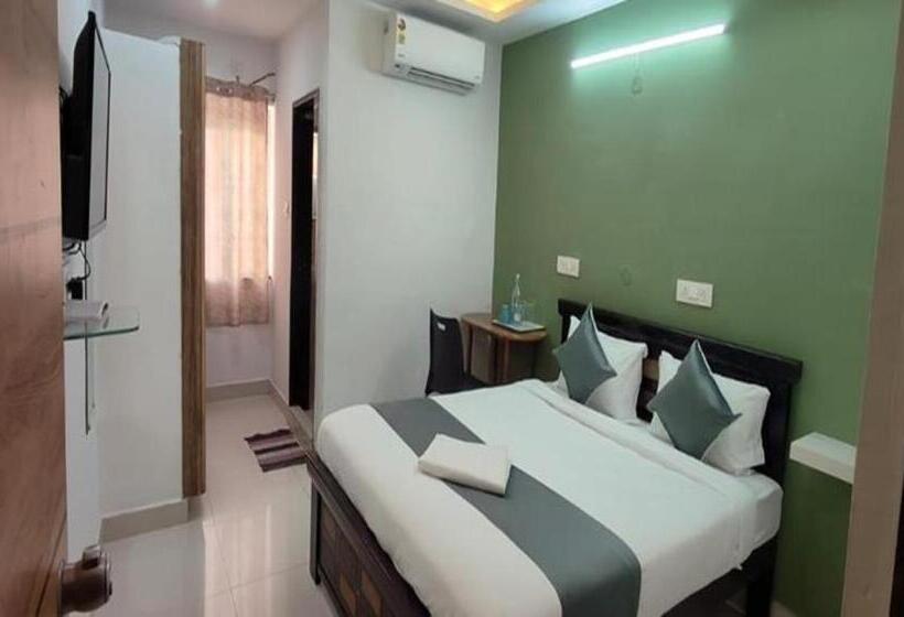 Номер Deluxe, Fabhotel Cozy