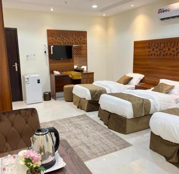 Standard Triple Room, ركايا للشقق المخدومة