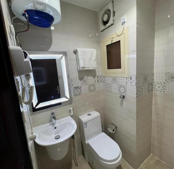 Standard Triple Room, ركايا للشقق المخدومة