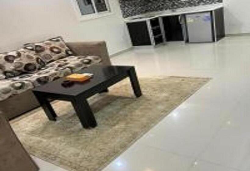 דירת שני חדרים, شقق اليمامة