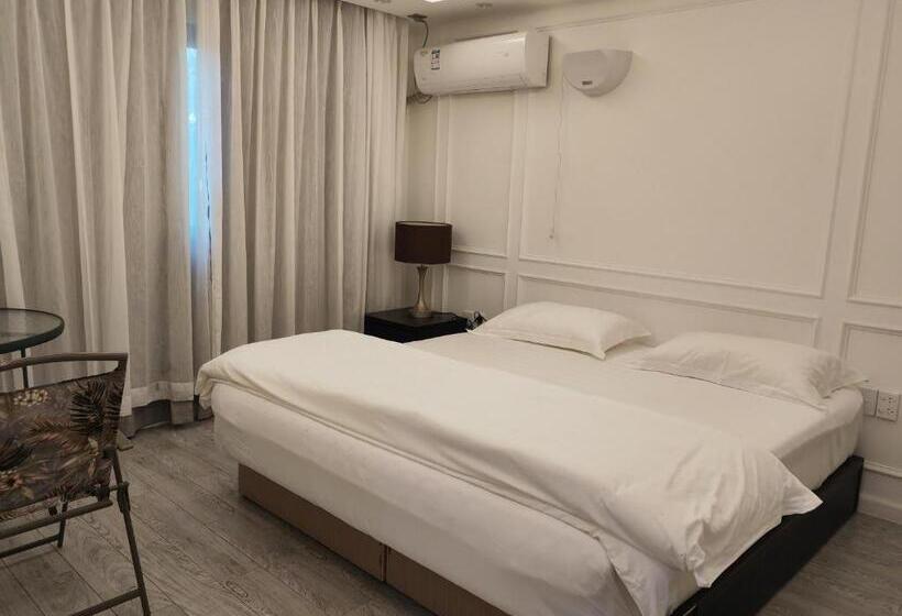 اتاق استاندارد, Lata