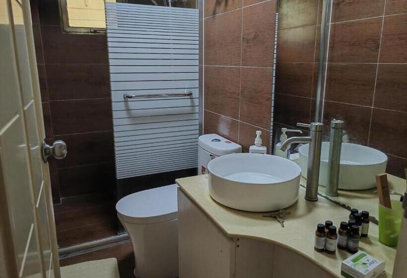 اتاق استاندارد, Lata