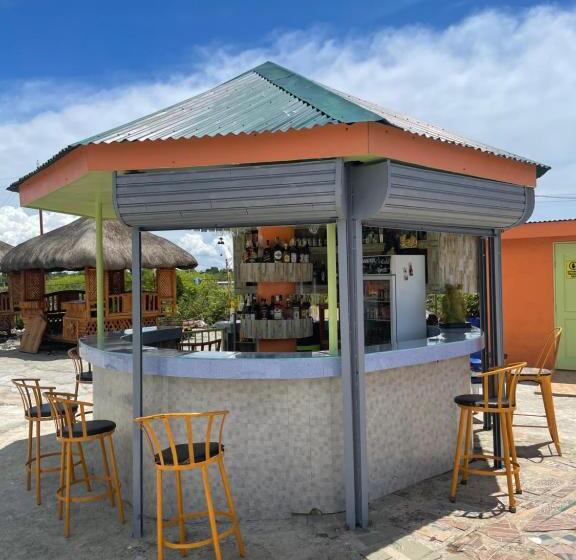 Quarto Estandar com Sacada, Rainbow Beach Bar & Resort