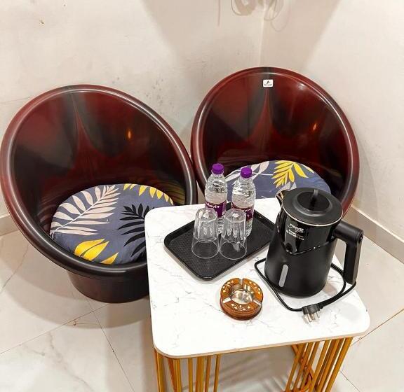 디럭스 룸, Small Daddy Plus