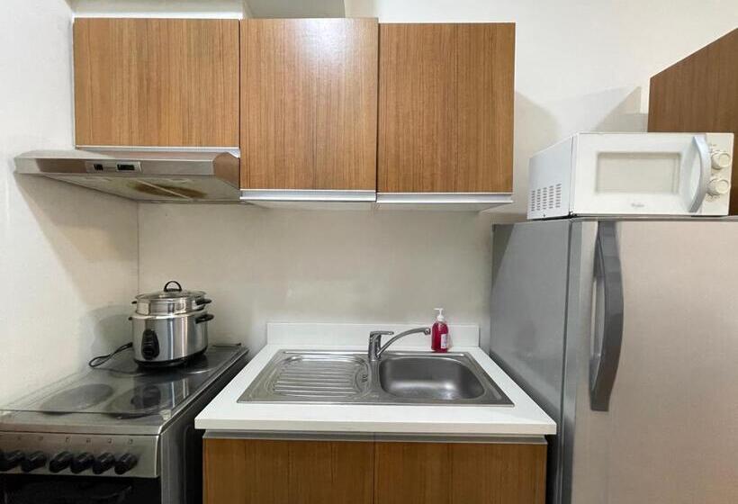 חדר סטודיו סטנדרד, Modern And Cozy Condo In 8adriatico Near Pgh, Slmec And Us Embassy