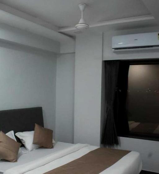 三人经典房间, Oyo Flagship Hotel Balaji Inn