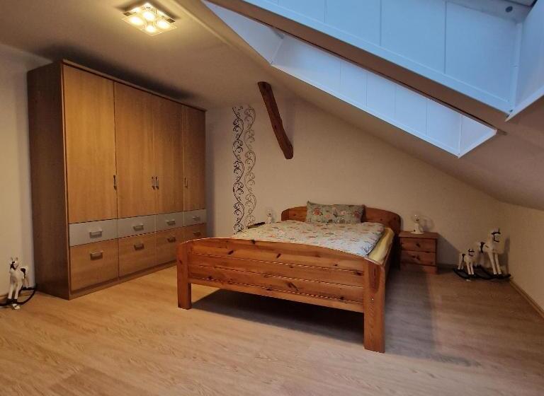 标准间, Bei Conny Und Bernd