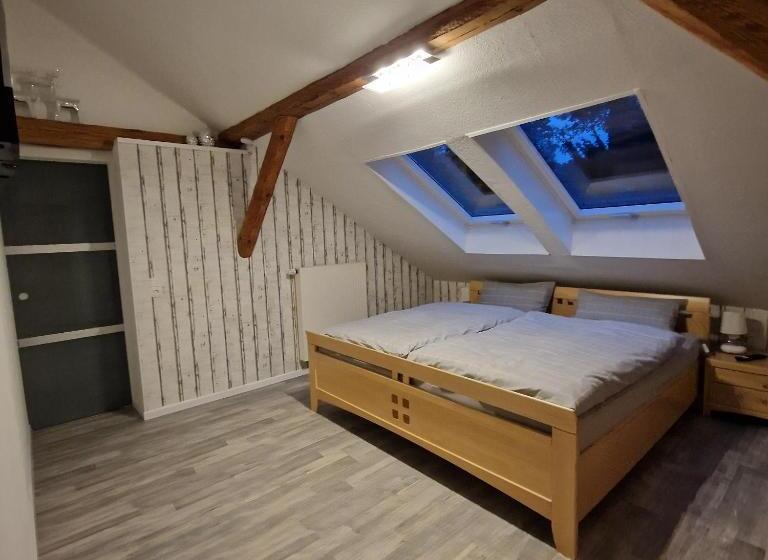 标准间, Bei Conny Und Bernd