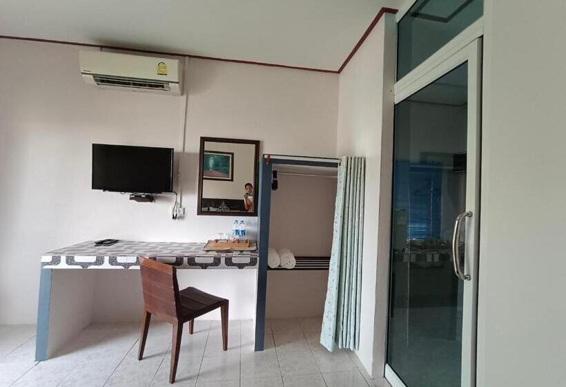 Kertre Néző Standard Szoba, อัญมัน ลันตา Anyaman Lanta