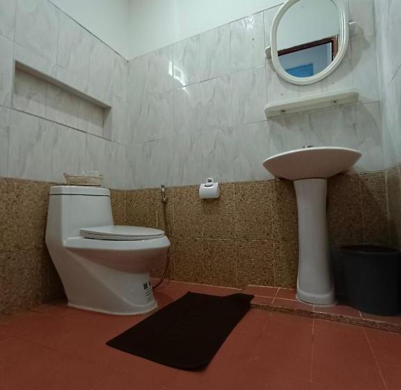 Kertre Néző Standard Szoba, อัญมัน ลันตา Anyaman Lanta