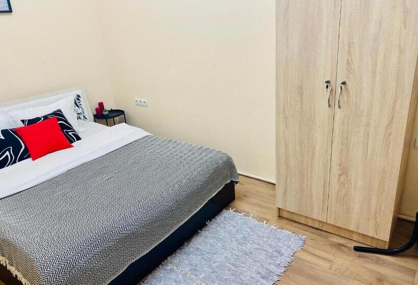اتاق عادی, Like Home Rooms