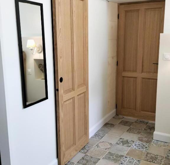 Номер Стандарт Вид на Бассейн, Chambre D Hôtes Au Petit Bonheur