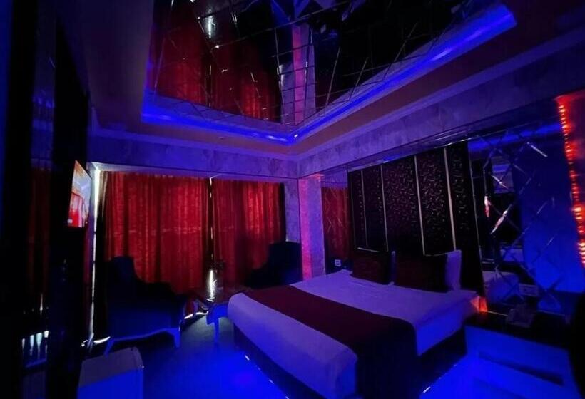 标准间, Continent