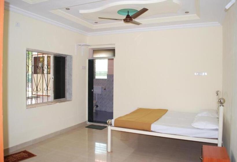 חדר סטנדרט, Sneha Farm House,kudal