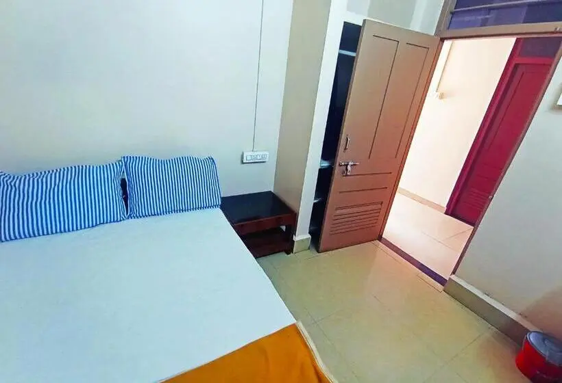 Economy Room, Jayalaxmi Comforts