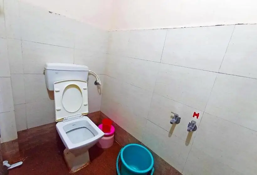 Economy Room, Jayalaxmi Comforts